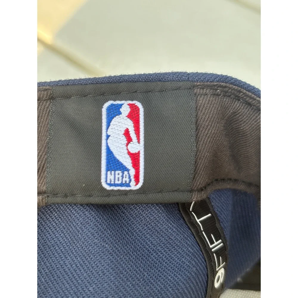 New Era 9FIFTY Memphis Grizzlies NBA Snapback Hat Navy Blue One Size Fits Most